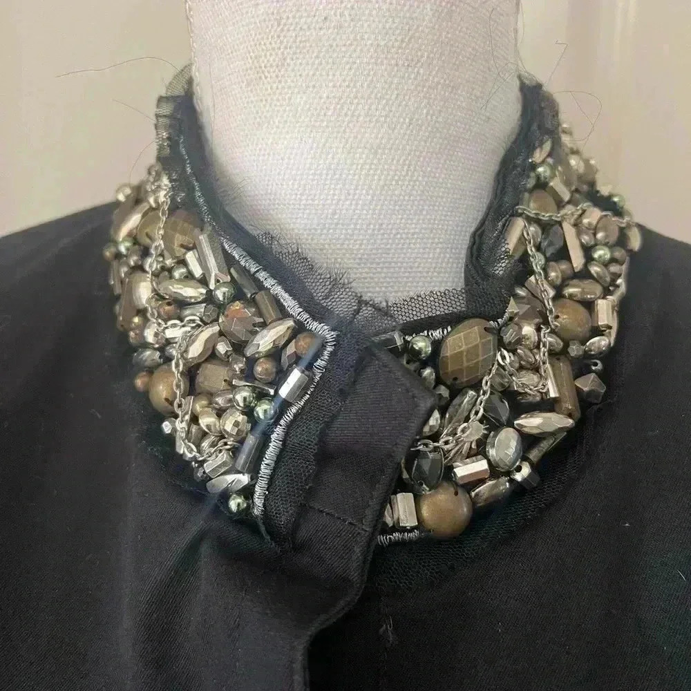 V Christina Vintage black long jacket. Size Large. Snap closure jeweled in gold - Picture 10 of 16